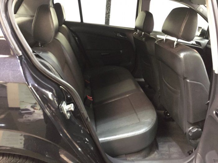 2008 Vauxhall Astra 1.8 i 16v 5dr image 5