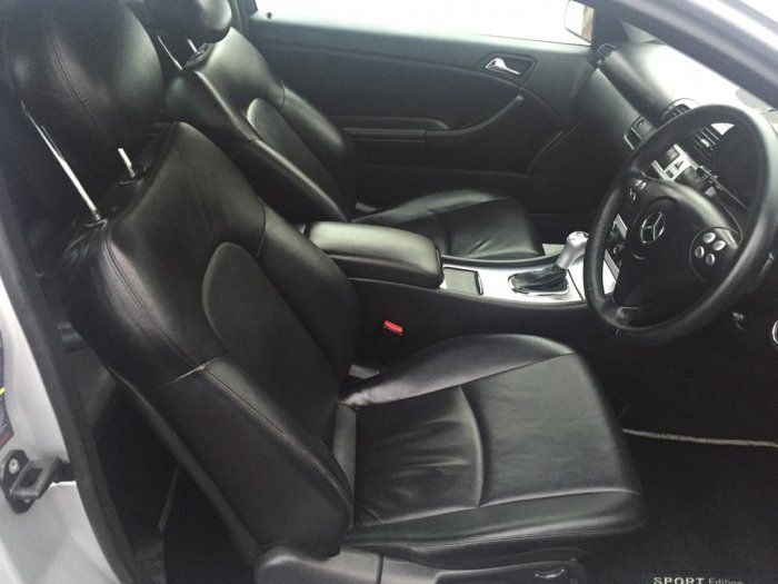 2008 Mercedes-Benz 2.1 C220 CDI 2dr image 5