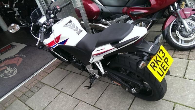 2013 Honda CBR 500R White, Red and Blue image 3