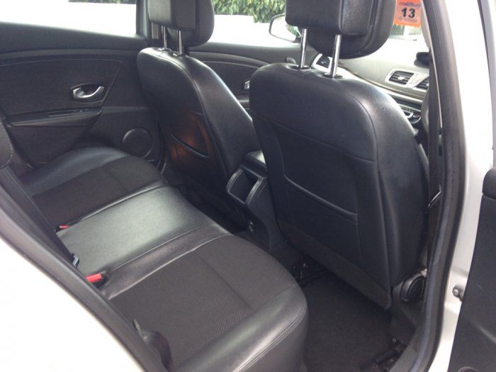 2009 Renault Megane 1.9 dCi 5dr image 6