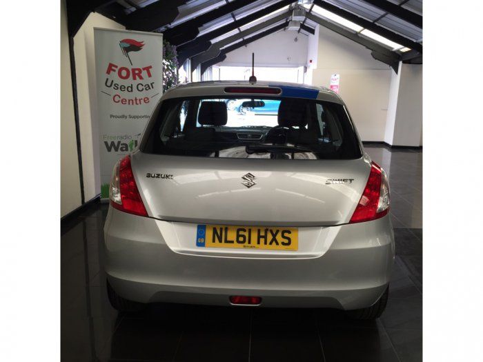 2011 Suzuki Swift 1.2 SZ3 3dr image 3