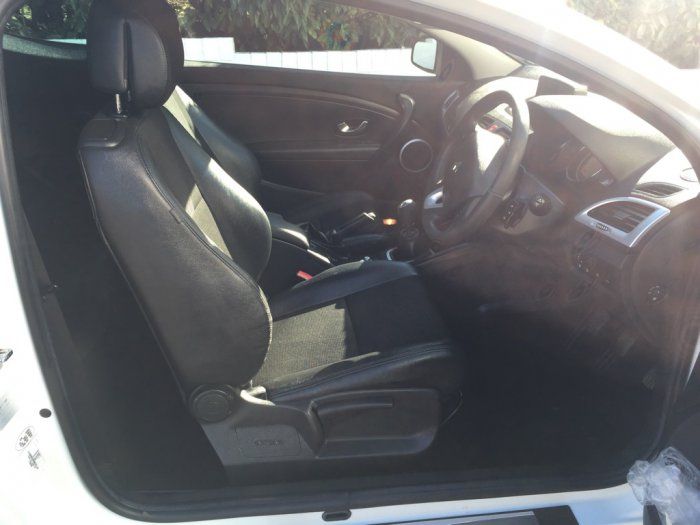 2010 Renault Megane 1.9 dCi 2dr image 6