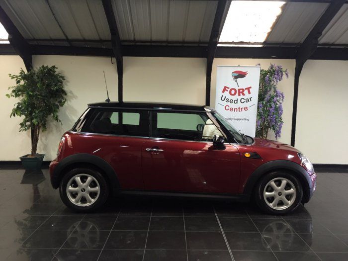 2007 Mini Hatchback 1.6 Cooper D 3dr image 2
