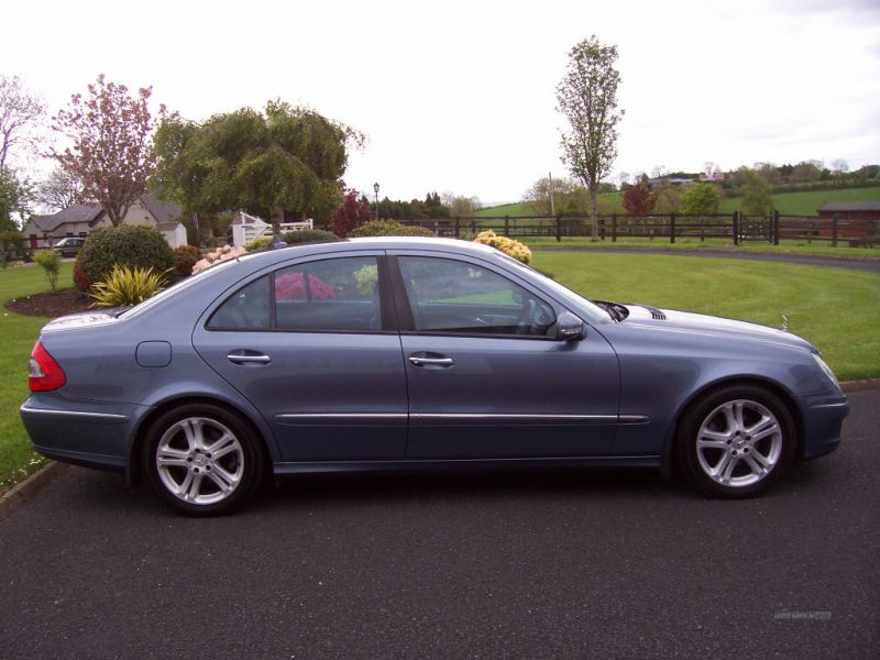 2007 Mercedes E-Class CDI 3.0 image 2