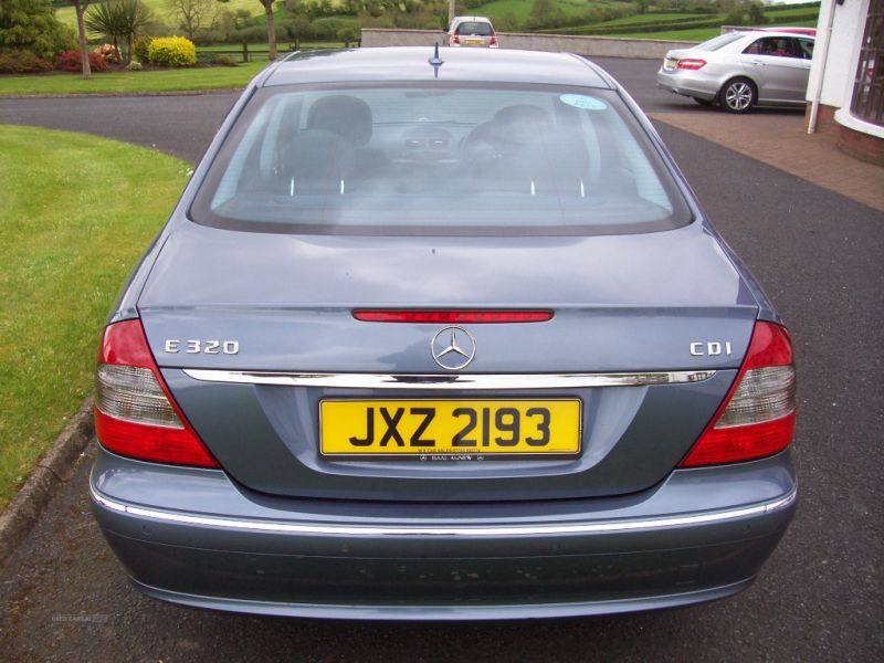 2007 Mercedes E-Class CDI 3.0 image 6