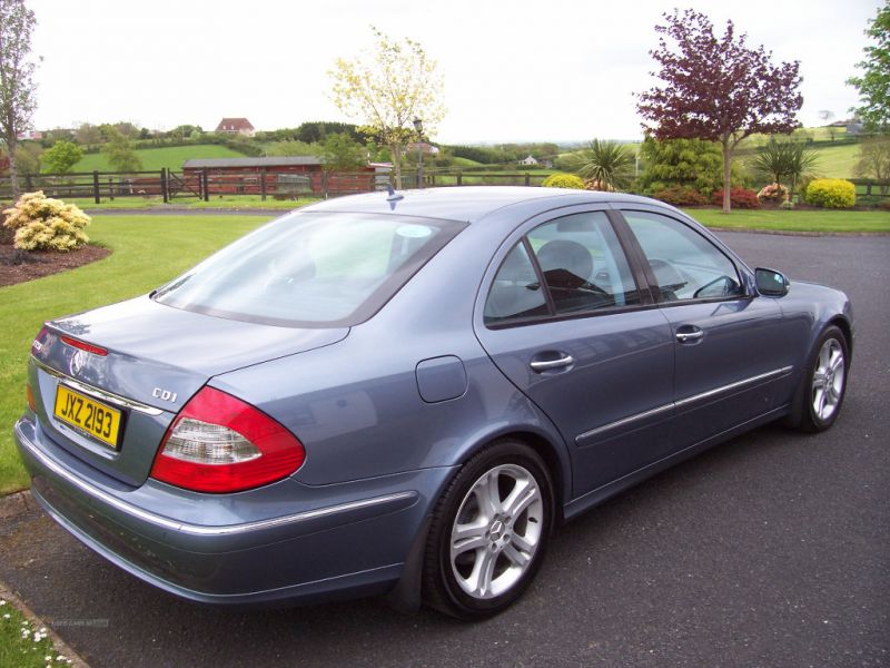 2007 Mercedes E-Class CDI 3.0 image 7