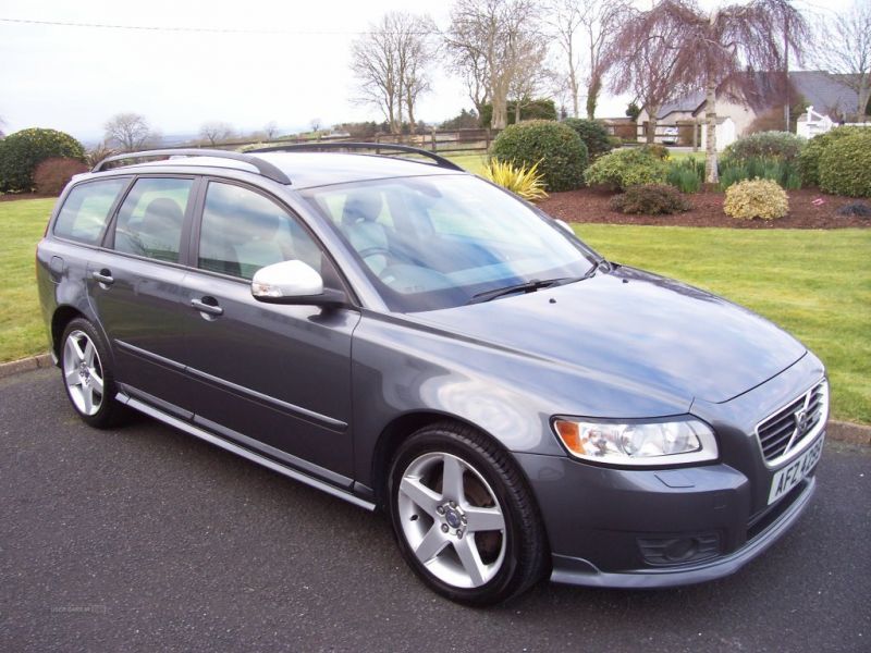 2009 Volvo V50 R-DESIGN 1.6 image 1