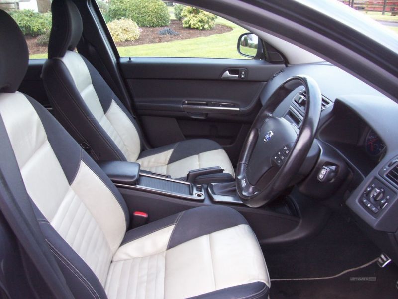 2009 Volvo V50 R-DESIGN 1.6 image 6