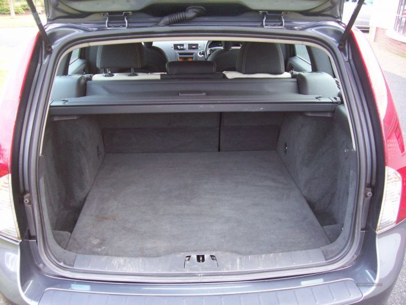 2009 Volvo V50 R-DESIGN 1.6 image 8