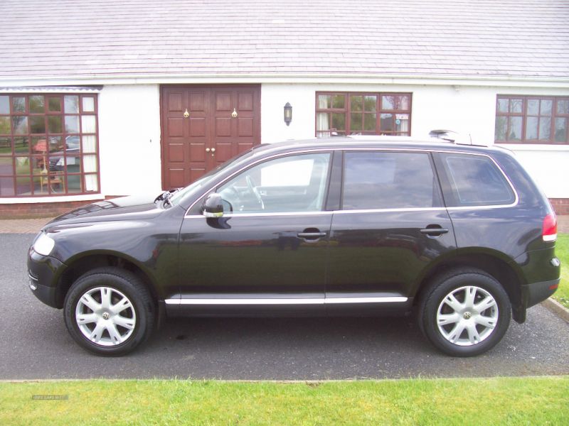 2005 Volkswagen Touareg TDI SPORT image 4