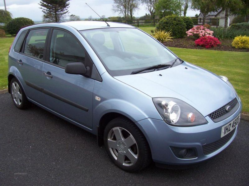 2006 Ford Fiesta ZETEC TDCI image 1