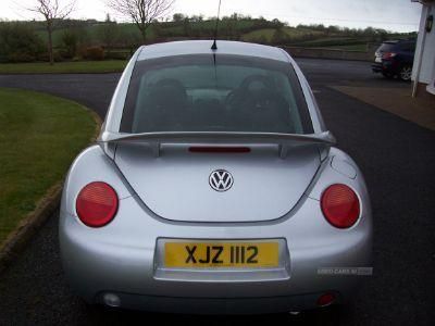 2002 Volkswagen Beetle 2.0 image 5
