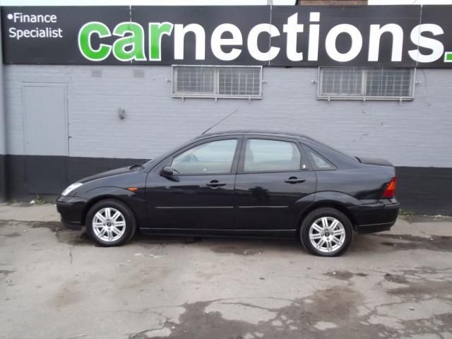 2004 FORD FOCUS 1.8 GHIA 4d image 3