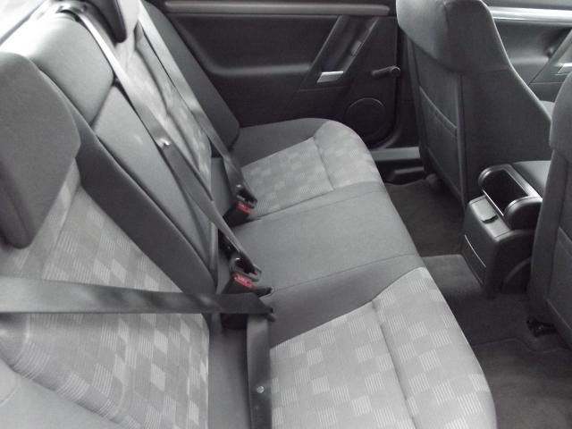 2008 VAUXHALL VECTRA 2.2 SRI 16V 5d image 6