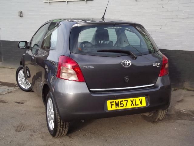 2008 TOYOTA YARIS 1.3 TR VVTI 3d image 2