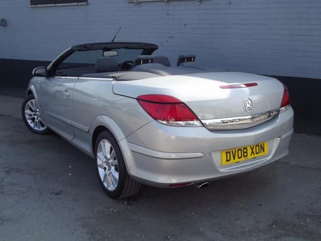 2008 VAUXHALL ASTRA 1.9 3d image 2