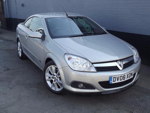 2008 VAUXHALL ASTRA 1.9 3d image 4