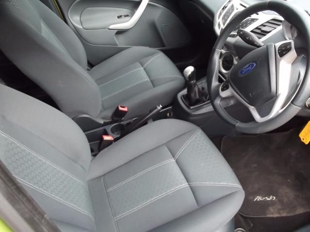2009 FORD FIESTA 1.6 TDCI 5d image 4