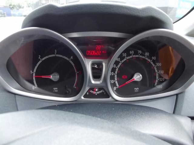 2009 FORD FIESTA 1.6 TDCI 5d image 7