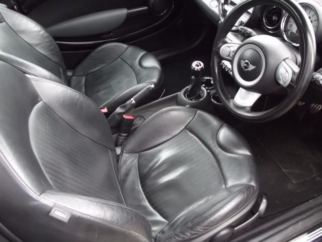 2008 MINI HATCH JOHN COOPER WORKS 1.6 3d image 4