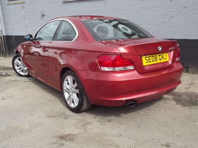 2008 BMW 1 SERIES 2.0 123D SE 2d image 2