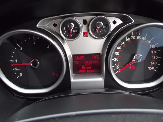 2009 FORD KUGA 2.0 TDCI AWD 5d image 7