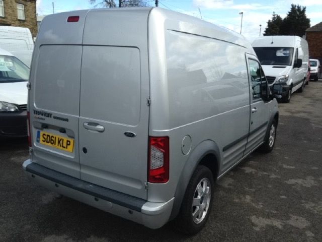 2011 FORD TRANSIT CONNECT 1.8 5d image 4