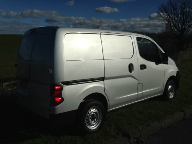 2012 NISSAN NV200 1.5 SE DCI 5d image 2
