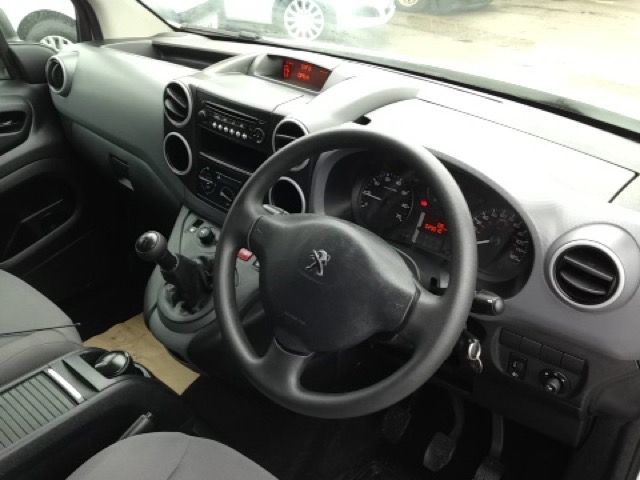 2014 PEUGEOT PARTNER 1.6 HDI 4d image 6