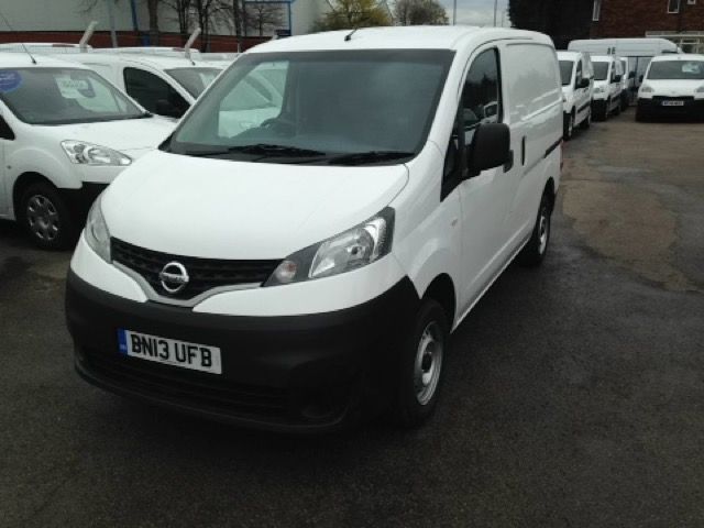 2013 NISSAN NV200 1.5 SE DCI 4d image 2