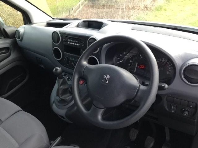 2014 PEUGEOT PARTNER 1.6 HDI 5d image 7