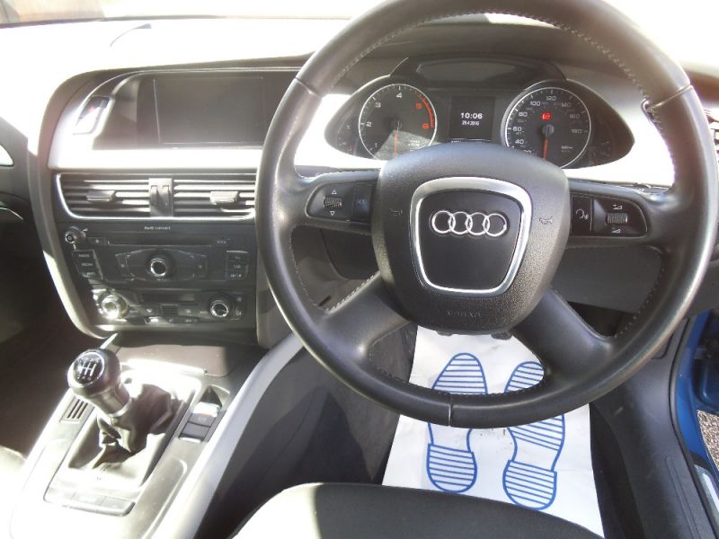 2009 AUDI A4 AVANT TDI SE DPF image 6