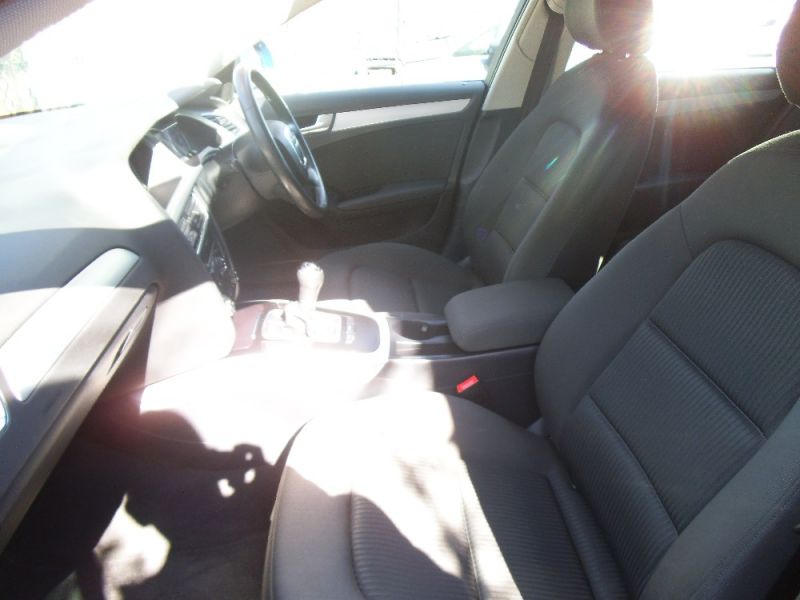 2009 AUDI A4 AVANT TDI SE DPF image 8