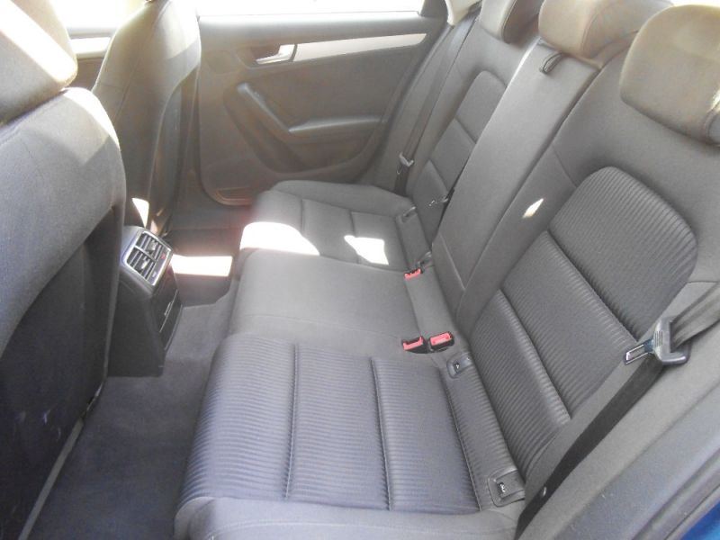 2009 AUDI A4 AVANT TDI SE DPF image 9