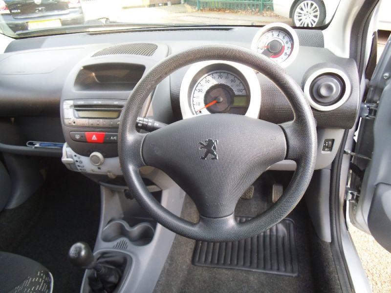 2012 PEUGEOT 107 SPORTIUM image 5