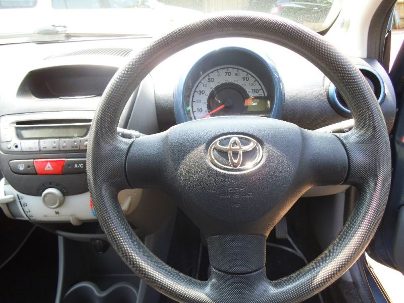 2008 TOYOTA AYGO VVT-I image 5