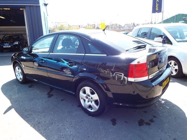 2007 Vauxhall Vectra 1.8i VVT image 4