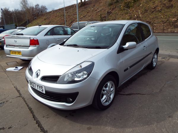 2007 Renault Clio 1.4 16V image 1