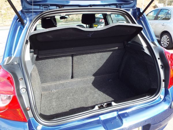 2007 Renault Clio 1.4 16V image 8