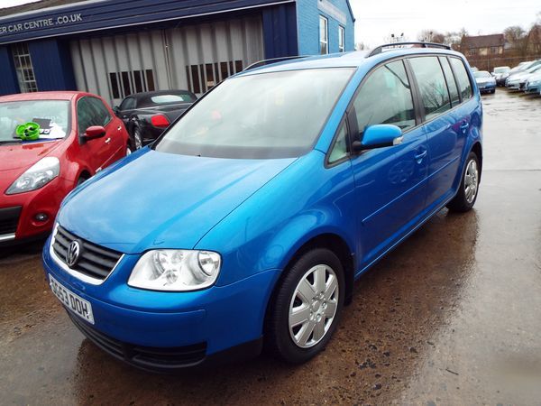 2003 Volkswagen Touran 1.6 FSI SE image 3