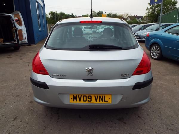 2009 Peugeot 308 1.6 VTi S image 4