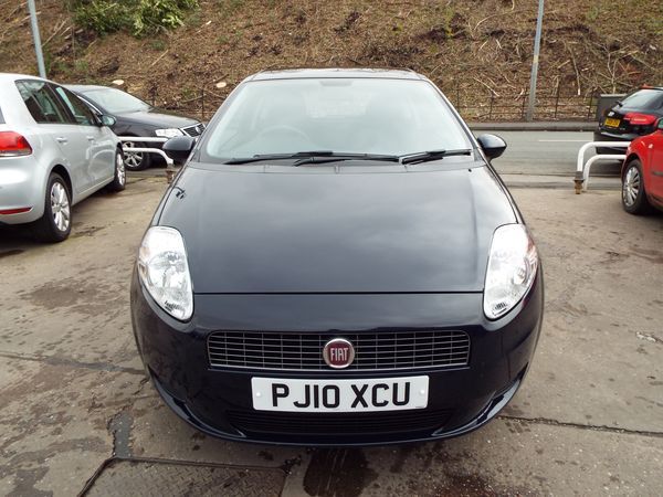 2010 Fiat Grande Punto 1.4 image 2