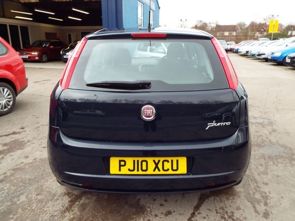 2010 Fiat Grande Punto 1.4 image 4