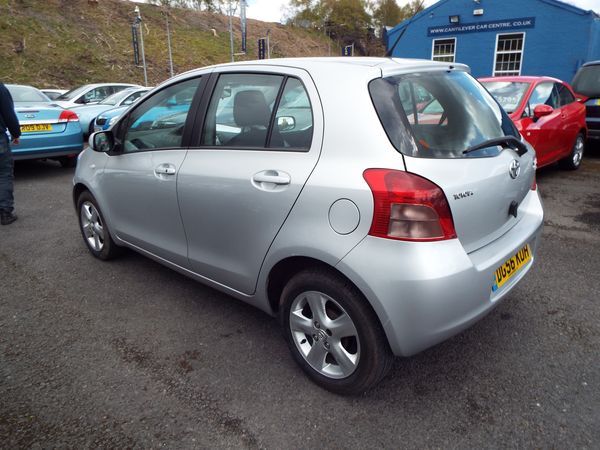 2006 Toyota Yaris 1.3 VVT-i T Spirit image 4