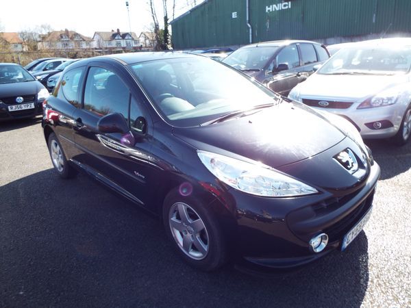 2009 Peugeot 207 1.4 Verve image 1
