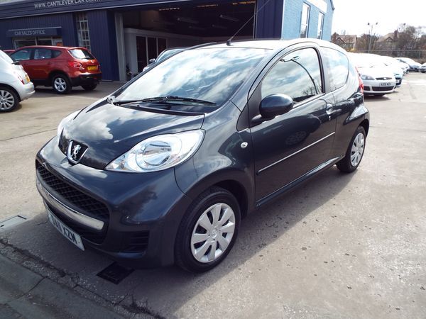 2011 Peugeot 107 1.0 Urban image 1