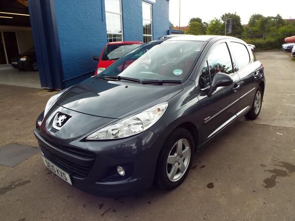 2010 Peugeot 207 1.4 image 1