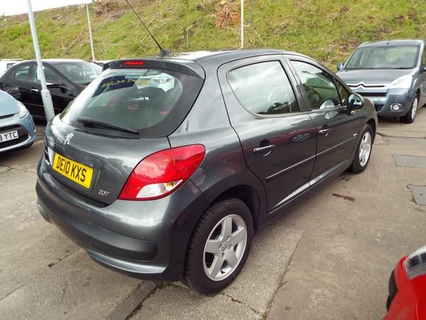 2010 Peugeot 207 1.4 image 6