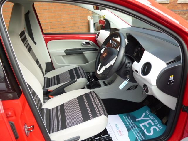 2013 SEAT MII 1.0 SE 5d image 6