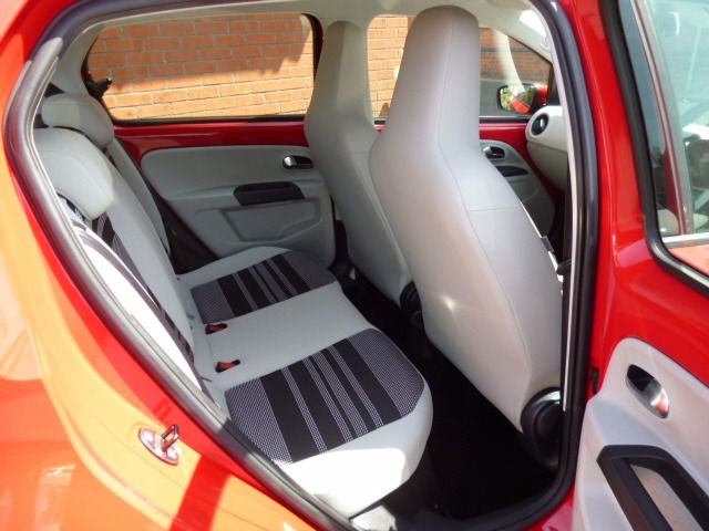 2013 SEAT MII 1.0 SE 5d image 6